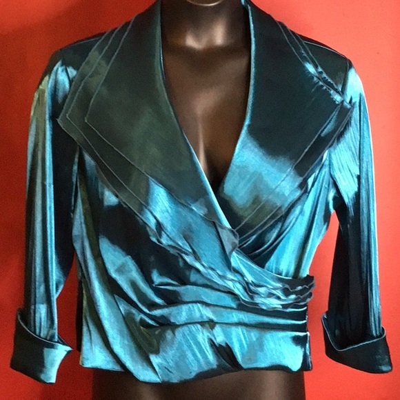 CACHET Tops - CACHET SATIN  WRAP TOP SIZE 16